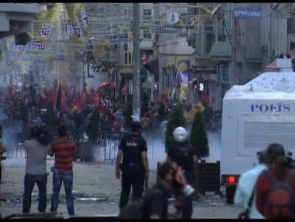 Escenas de los disturbios en Estambul.