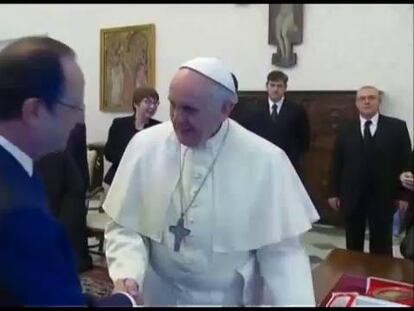 Hollande y el papa Francisco este viernes en El Vaticano