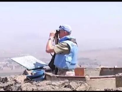 Un miembro del contingente de la ONU en la frontera sirio-israelí.