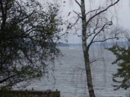 Una imagen de un aficionado muestra un objeto en el mar cerca de Estocolmo / Foto: Reuters | Vídeo: ATLAS