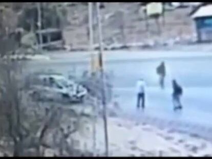 Mueren apuñalados por palestinos una colona judía y un soldado israelí