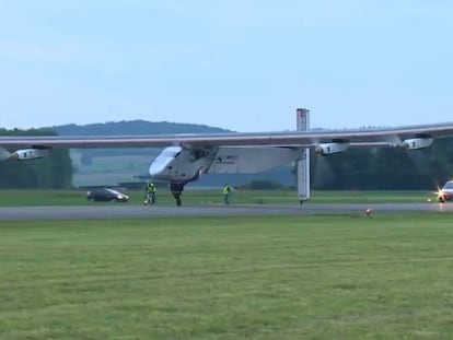 El mal tiempo obliga al avión solar Impulse 2 a aterrizar en Japón