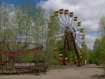 A cidade de Chernobyl, na Ucrânia, tomada pela natureza.