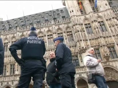 La policía belga acusa de terrorismo a tres de los 12 sospechosos detenidos