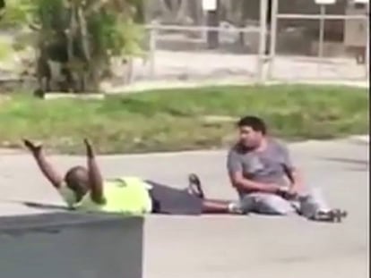 Novo caso de brutalidade policial contra um negro, agora em Miami