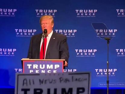 Donald Trump abandona el escenario de un mitin por una falsa amenaza