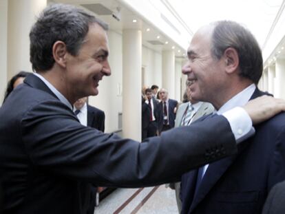 Zapatero se despide del Senado lamentando no haberlo reformado