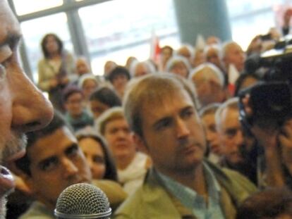 El 20-N acerca a PSOE y UGT