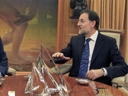 Rajoy habla ya de medidas “no gratas” y evita compromisos