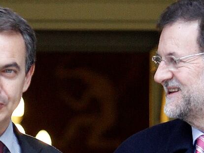 Zapatero y Rajoy celebran su última reunión antes del relevo presidencial