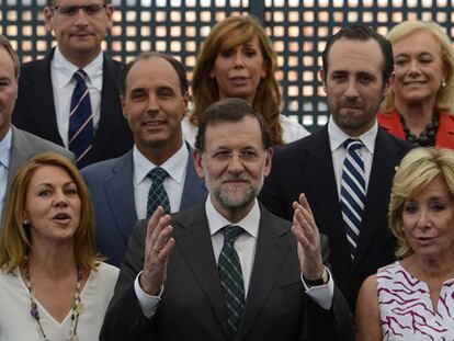 Rajoy y sus barones escenifican unidad con la reducción del déficit