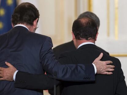 Hollande y Rajoy presionan a Alemania para ir hacia la unión bancaria y fiscal