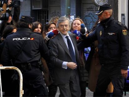 Trías afirma que Bárcenas le enseñó las cuentas B del PP que publicó EL PAÍS