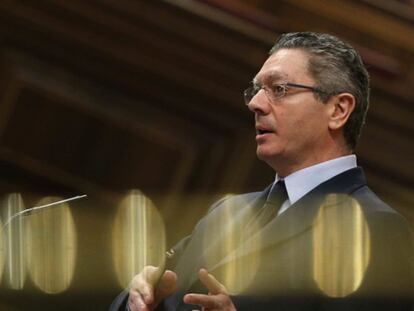 Gallardón: “Yo nunca, nunca, nunca he probado el cannabis”