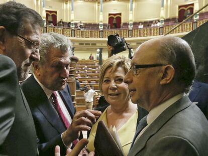 Rajoy y Montoro, este miércoles en el Congreso.