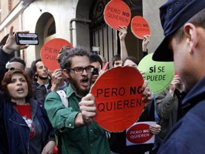 Leyes para acallar la protesta