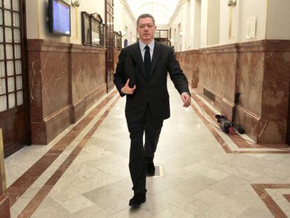 Gallardón, en los pasillos del Congreso.
