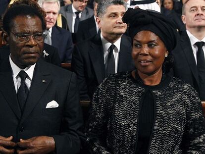 Obiang ensombrece el funeral de Suárez