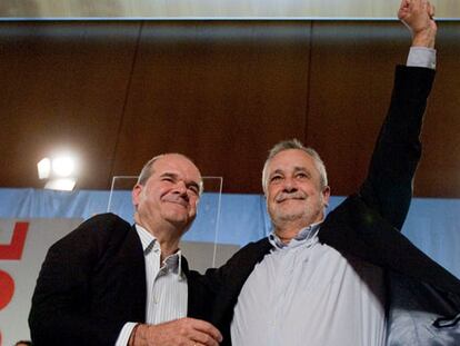 Manuel Chaves y José Antonio Griñán en un acto electoral en 2011.