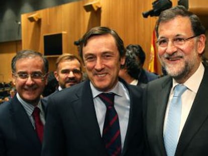 Mariano Rajoy con Rafael Hernando tras ser nombrado portavoz del PP.