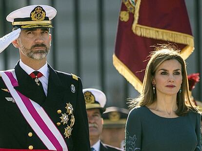 Los Reyes, a su llegada al Palacio Real.