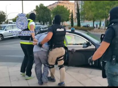 Detenidos tres enmascarados cuando iban a atracar armados un banco