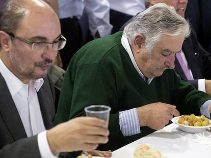 Mujica visita el pueblo donde vivió el abuelo del libertador de Uruguay