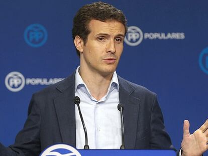 El portavoz del PP, Pablo Casado, durante su comparecencia esta mañana