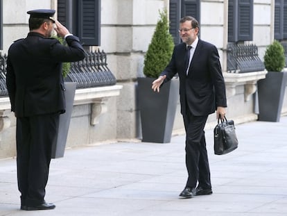 Mariano Rajoy a su llegada al Congreso.