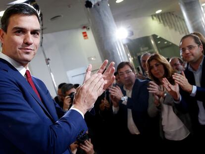 El PSOE pide a Rajoy que convoque de inmediato a los partidos políticos