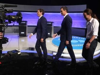 Rivera, Sánchez, e Iglesias, llegando al debate.