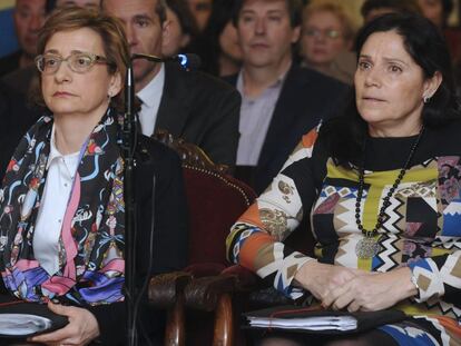 Las forenses durante el juicio de Isabel Carrasco.