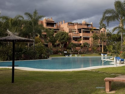 La urbanización de Marbella donde González posee un ático de lujo. / G.-S.