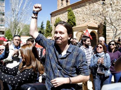 Pablo Iglesias, secretario general de Podemos, participa en la marcha del Primero de Mayo en Puertollano (Ciudad Real).