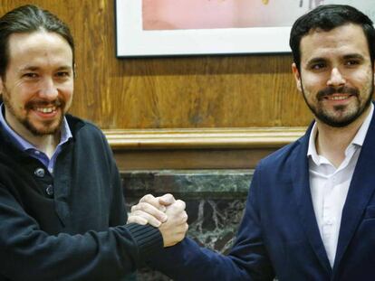 Pablo Iglesias y Alberto Garzón, durante antes de una reunión en febrero.