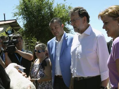 Mariano Rajoy y Dolores de Cospedal, en Malagón (Ciudad Real).