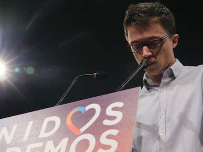 El número tres de Unidos Podemos, Íñigo Errejón, antes de comentar los resultados provisionales de las elecciones generales esta noche.