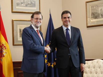 Mariano Rajoy y Pedro Sánchez, este martes.