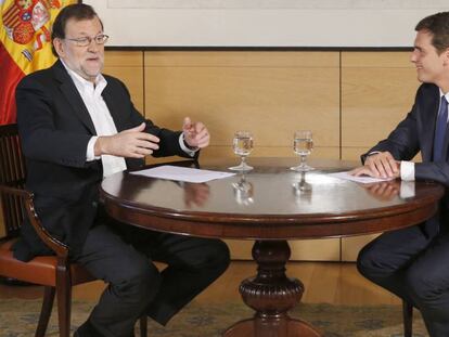 Mariano Rajoy y Albert Rivera este miércoles, al inicio de la reunión.