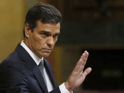 El secretario general del PSOE, Pedro Sánchez, durante su intervención en la segunda sesión del debate de investidura.