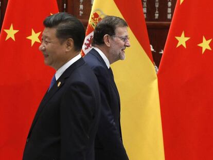 El president xinès, Xi Jinping, i el president en funcions, Mariano Rajoy, aquest dilluns.