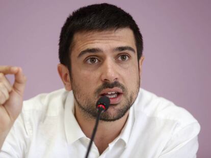 Ramón Espinar durante la rueda de prensa.