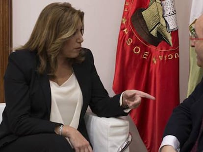 La presidenta de la Junta de Andalucía, Susana Díaz, durante su reunión con el líder del PSC, Miquel Iceta.