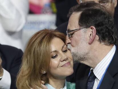 Dolores de Cospedal y Mariano Rajoy, este viernes.