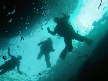 En busca del faro que se tragó el mar