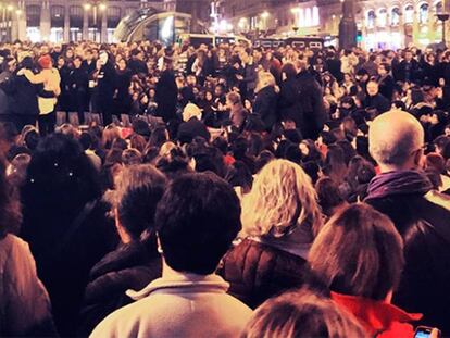 Concentración anoche en la Puerta del Sol.