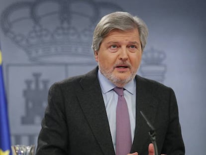 El portavoz del Gobierno, Íñigo Méndez de Vigo, durante una rueda de prensa.