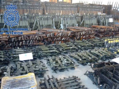 Arsenal de guerra intervenido en Bizkaia, Girona y Cantabria.