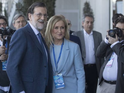 Mariano Rajoy y Cristina Cifuentes este viernes en el Congreso Autonómico del PP de Madrid.