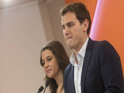 El presidente de Ciudadanos, Albert Rivera, y la líder del partido en Cataluña, Inés Arrimadas.